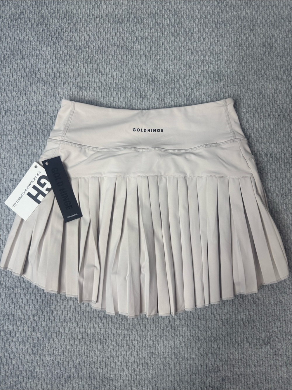 Gold Hinge Pleated Tennis Skirt Sz S Cream NWT